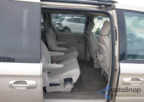 2005 Dodge Grand Caravan Sxt z USA, uszkodzony, nr VIN 2D4GP44L75R326111